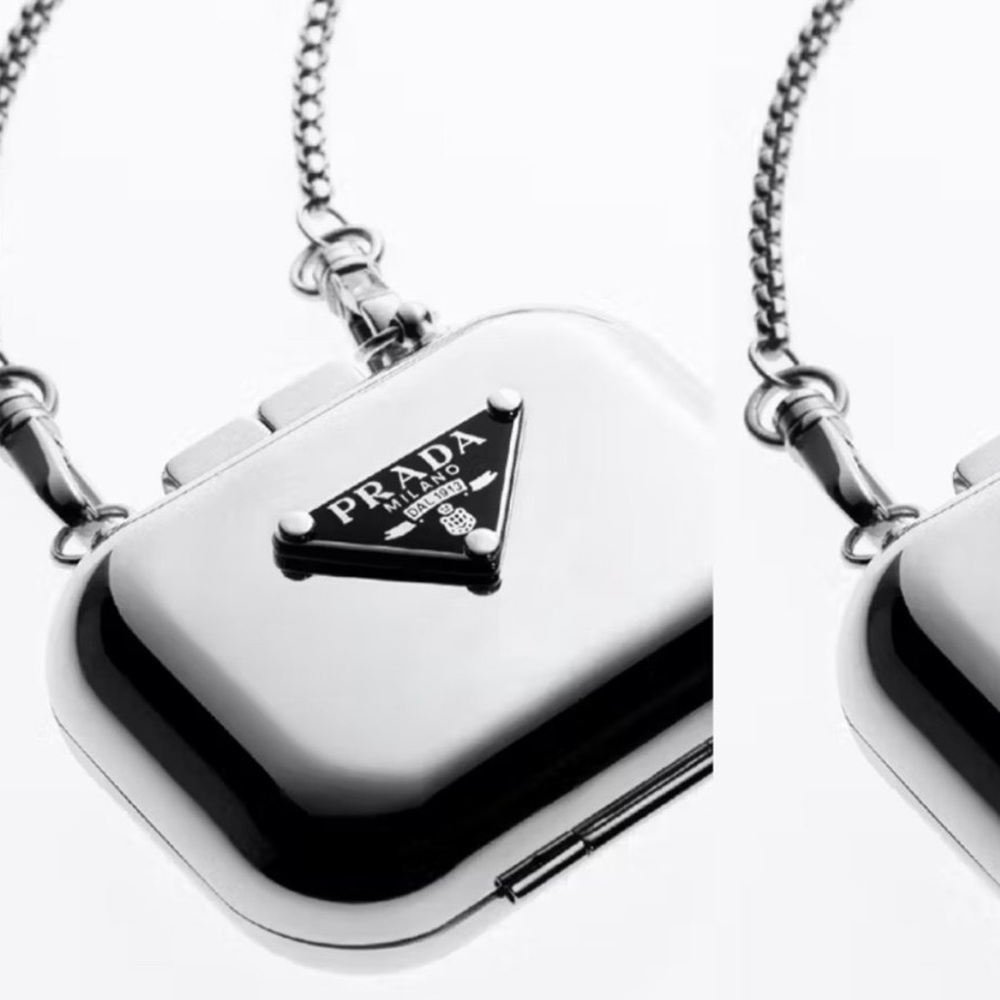 Cool Prada AirPods Case with Chain - Picture 6 of 12